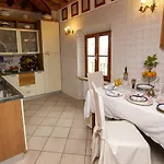 Mocarello Apartmán *