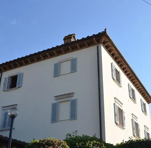 Mocarello アパート ポッジボンシ